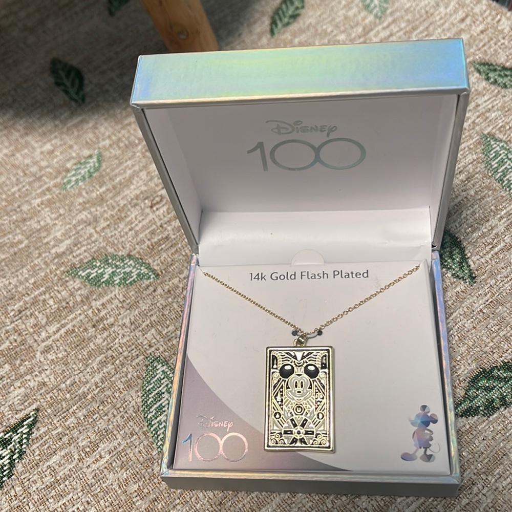 NIB Mickey Mouse square pendant necklace - Picture 2 of 3